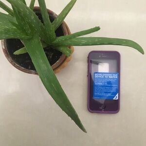 Lifeproof FRE iPhone 6/6s purple waterproof case